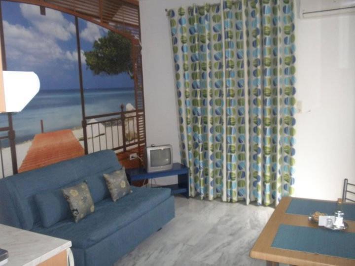 Limani Apartments Плакіас Номер фото